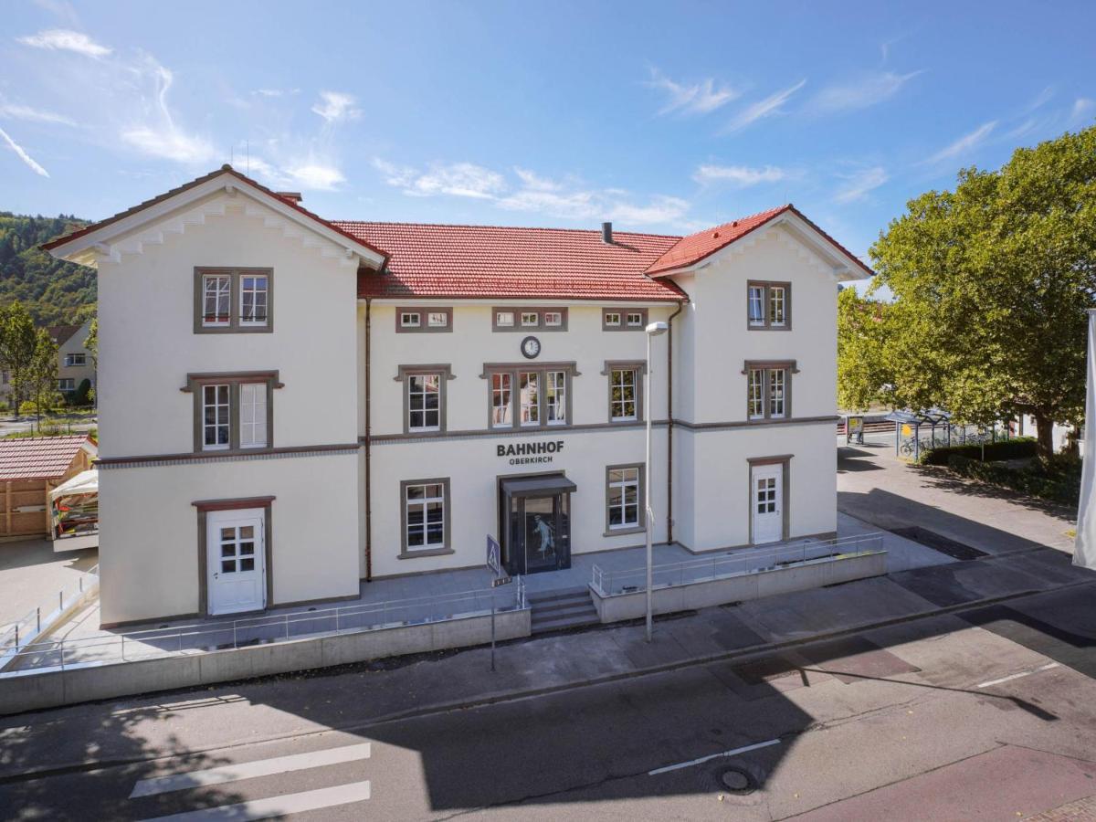 ホテル Bahnhof Oberkirch エクステリア 写真